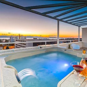 Sunset Penthouse With Jacuzzi And Seaview , Zadar Croatia