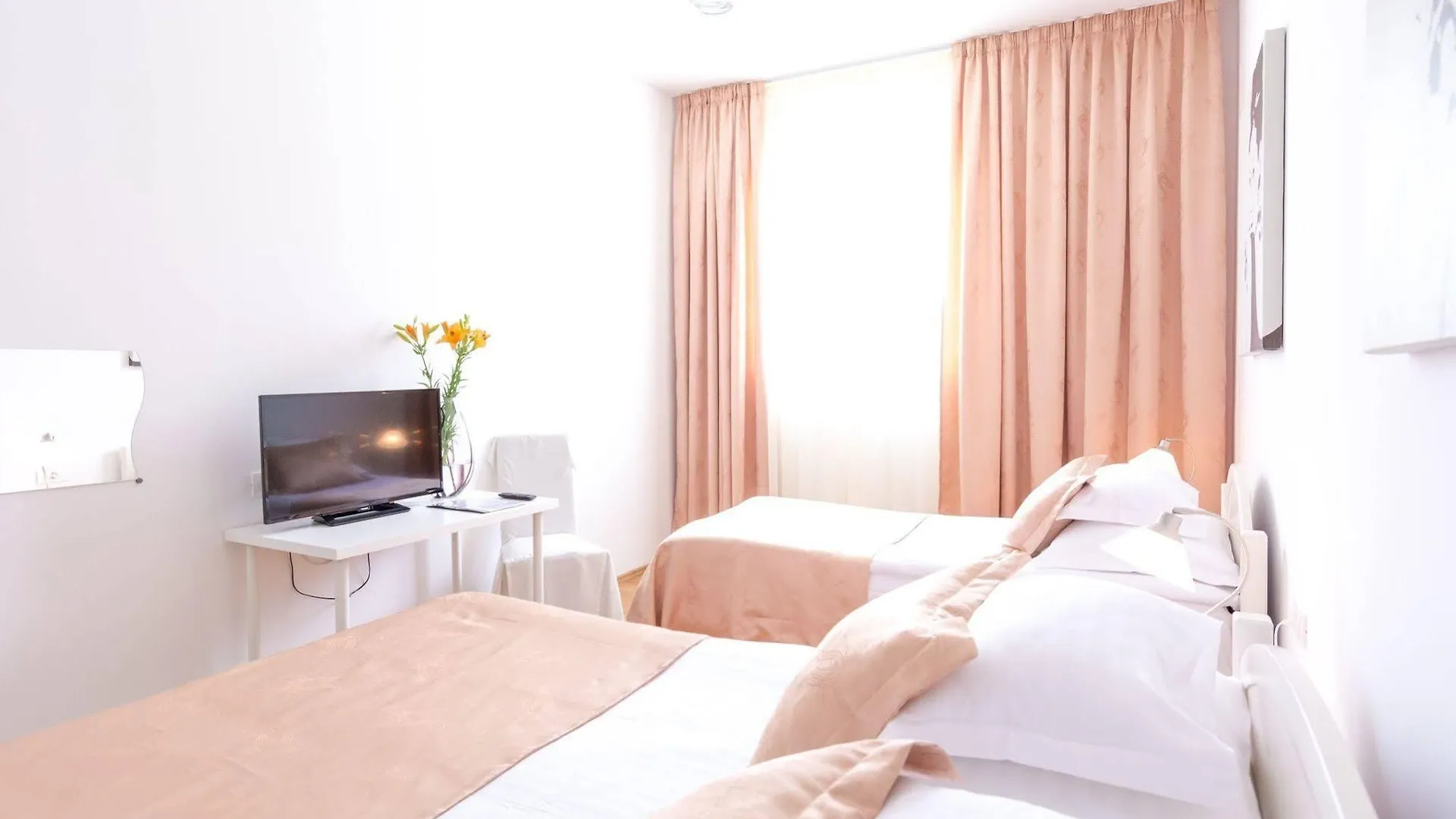 Hotel Split Inn By President