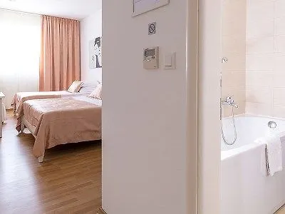 Hotel Split Inn By President